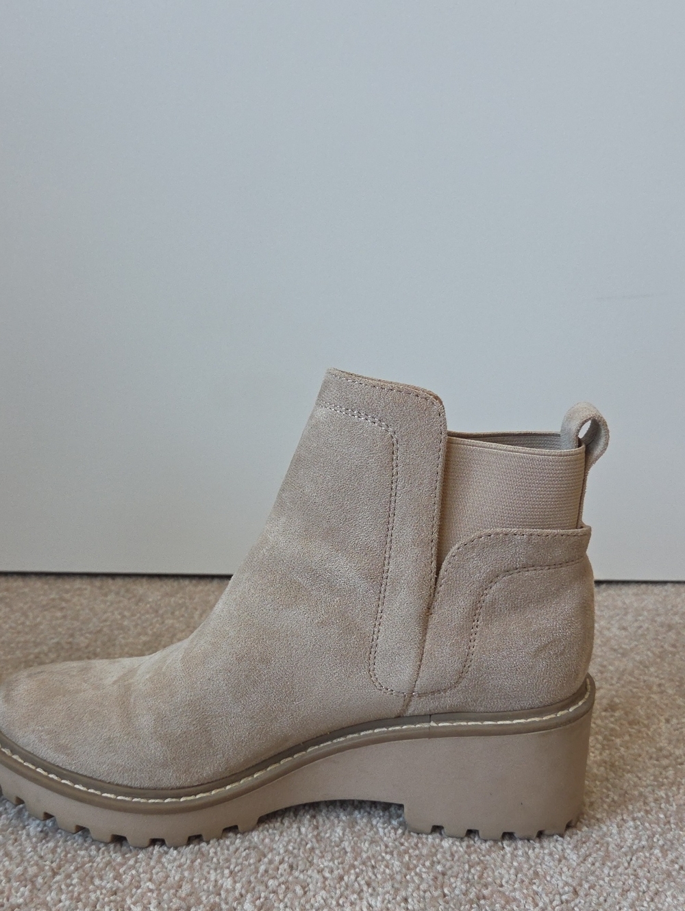 Dolce Vita Beige Suede Chelsea Lug Ankle Boots - Picture 8 of 11